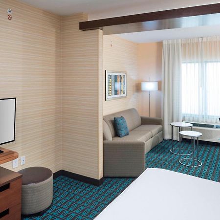Fairfield Inn & Suites By Marriott Houston Pasadena Exterior photo