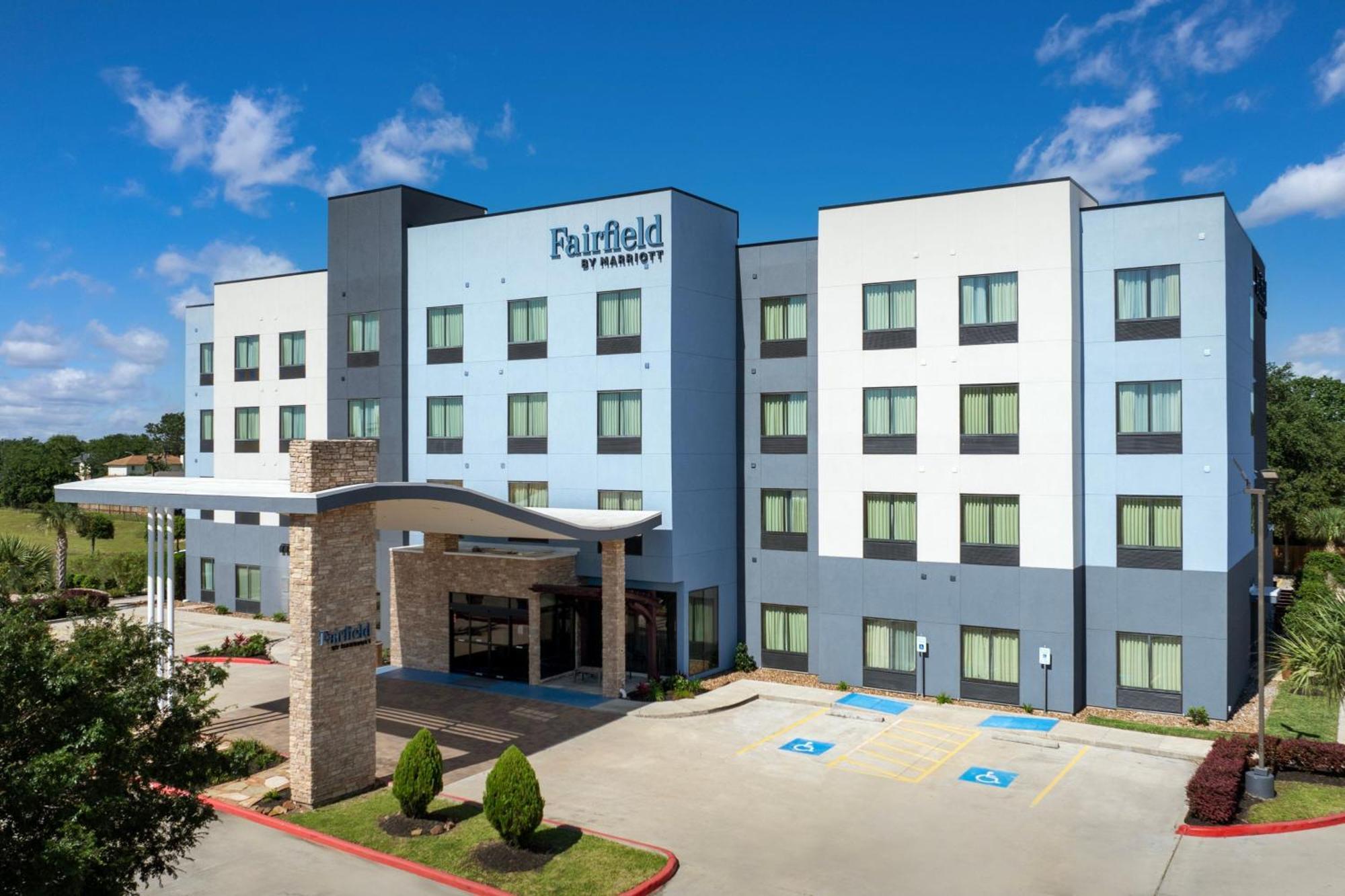 Fairfield Inn & Suites By Marriott Houston Pasadena Exterior photo