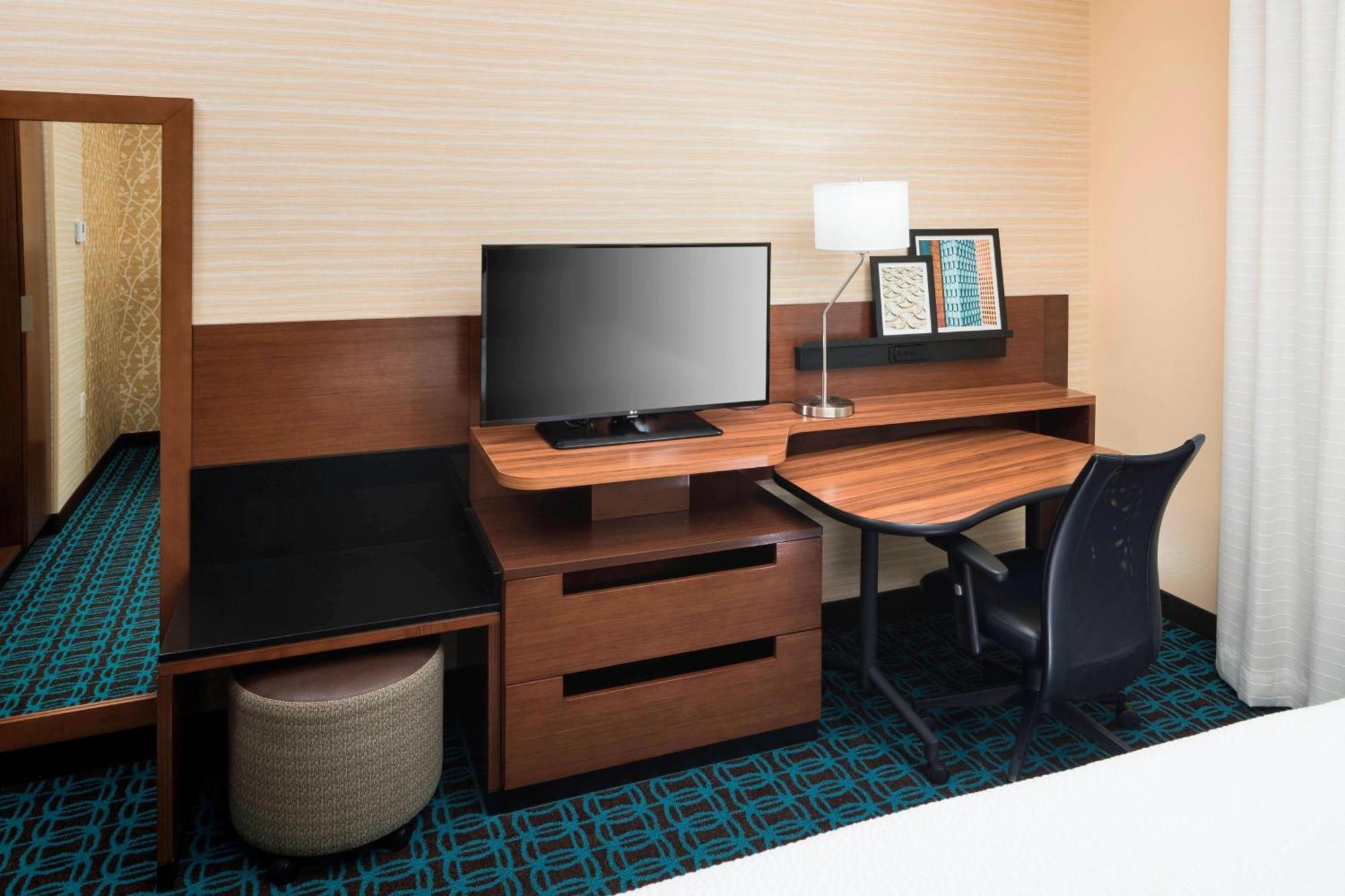 Fairfield Inn & Suites By Marriott Houston Pasadena Exterior photo