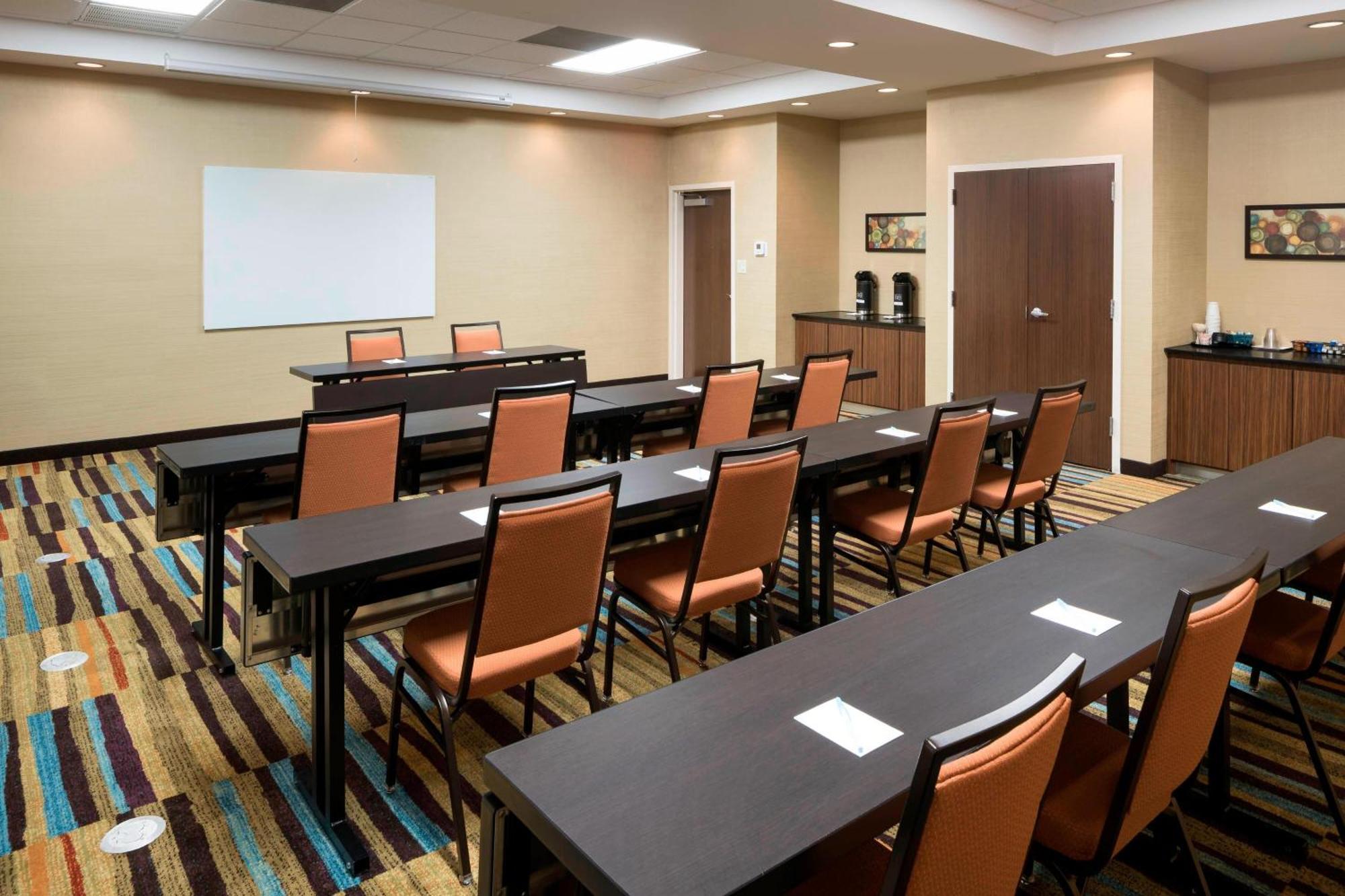Fairfield Inn & Suites By Marriott Houston Pasadena Exterior photo
