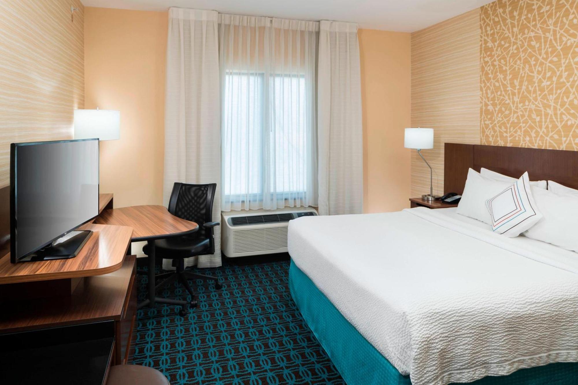 Fairfield Inn & Suites By Marriott Houston Pasadena Exterior photo