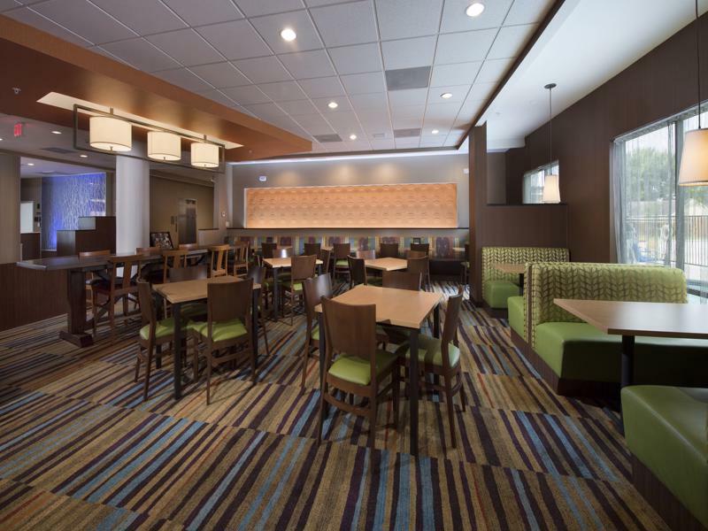 Fairfield Inn & Suites By Marriott Houston Pasadena Exterior photo