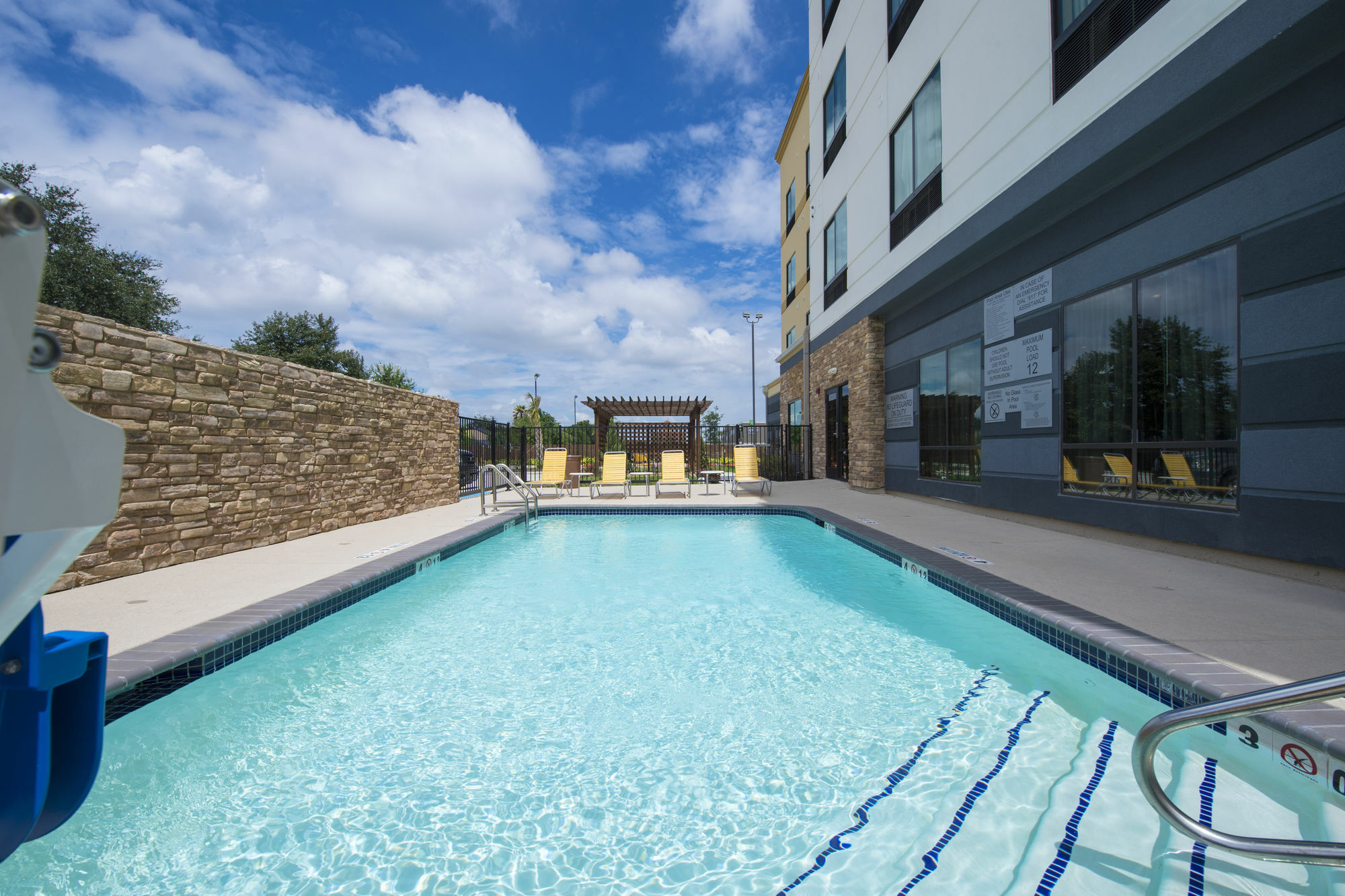 Fairfield Inn & Suites By Marriott Houston Pasadena Exterior photo